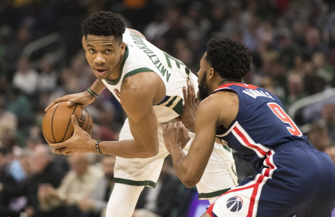 面对周围竞 面对周围竞